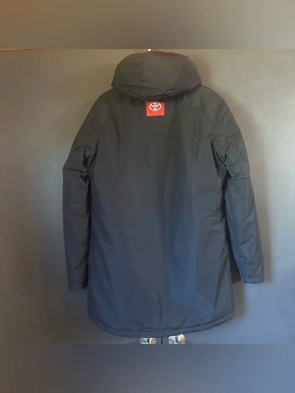 Castore Racing Puffer Jacket - Picture 6 of 8